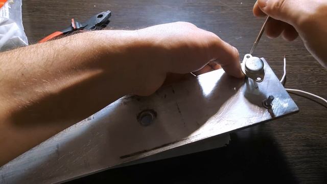 СВЕТОДИОДНЫЙ СВЕТИЛЬНИК С ДИММЕРОМ СВОИМИ РУКАМИ смотреть онлайн