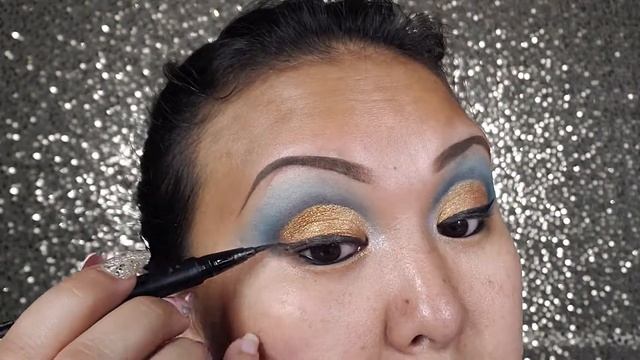 Cleopatra Halloween Makeup Tutorial смотреть онлайн