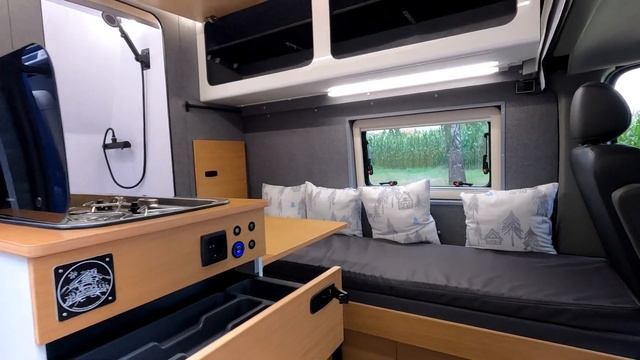 Renault Trafic L2H2 campervan camper смотреть онлайн