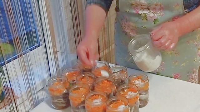 Четверг - рыбный день! Плотва в тушёнке и котлеты.#рыбныекотлеты#автоклавтушенка#рыба# смотреть онлайн