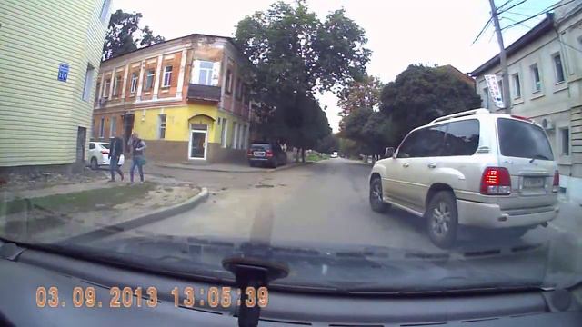 Забыл включить поворот. Бывает смотреть онлайн