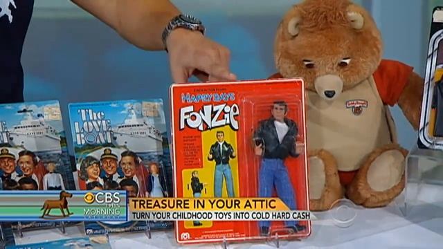 "Toy Hunter" seeks old, rare, valuable playthings смотреть онлайн