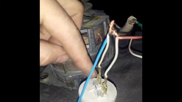 Подключение электродвигателя от полуавтомата через конденсатор и кнопочку смотреть онлайн