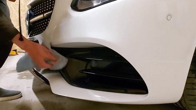 Mercedes SLC 300 receives a full detail with ceramic coating. смотреть онлайн