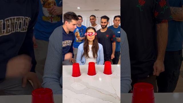 Guess Where The Money Is! смотреть онлайн