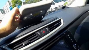 ?Nissan Qashqai J11 - removal of roof light + microphone adjustment from android.