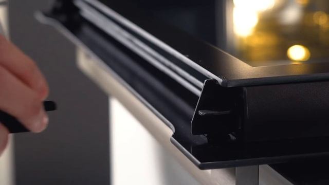 How To Clean Your Glass Oven Door | AEG смотреть онлайн