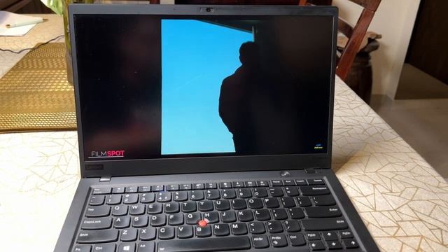 Lenovo Thinkpad X1 Carbon 6th Gen - 3 Year Ownership Review (4K 60) смотреть онлайн