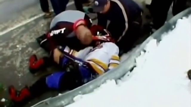 Жесткое падение со снегохода смотреть онлайн