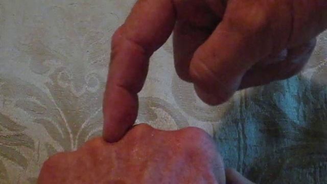 Use your knuckles to see if a month has 31 days смотреть онлайн