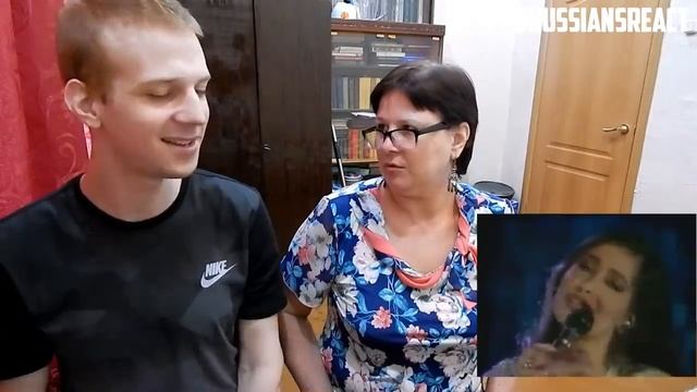 RUSSIANS REACT TO MEXICAN MUSIC | Daniela Romo - Yo No Te Pido La Luna [MOM SINGS] | REACTION смотреть онлайн