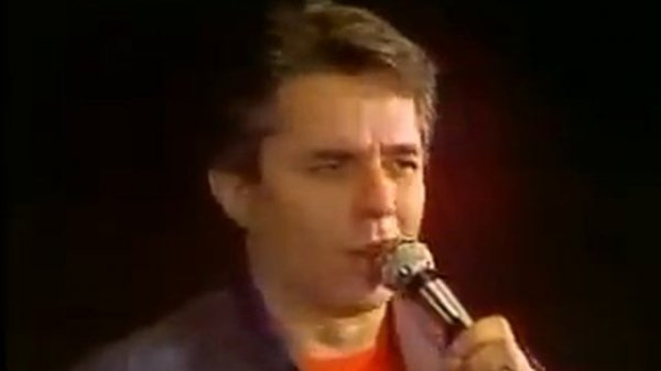 José José - Cien kilos de barro Video Oficial