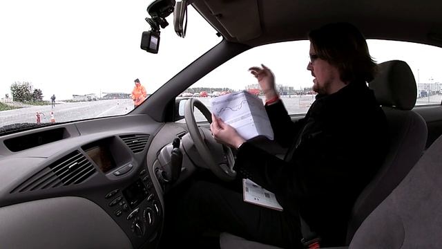 Toyota Prius TRACK DAY! (2000 Mk1 Prius Driven)