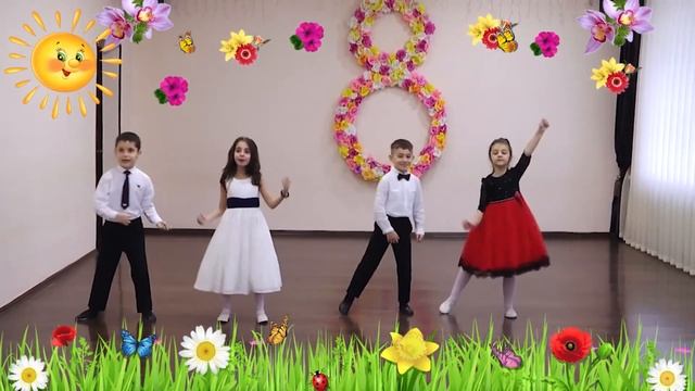 Песня "Наша мама - супер класс!" из репертуара Бьянки. 2017г. смотреть онлайн