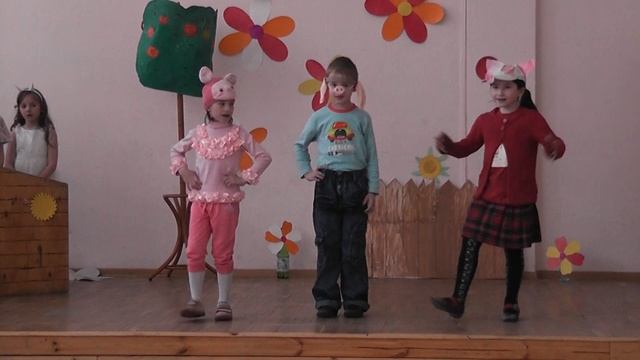 1 ый класс наш спектакль в школе !!!!! Не судите строго !!! смотреть онлайн