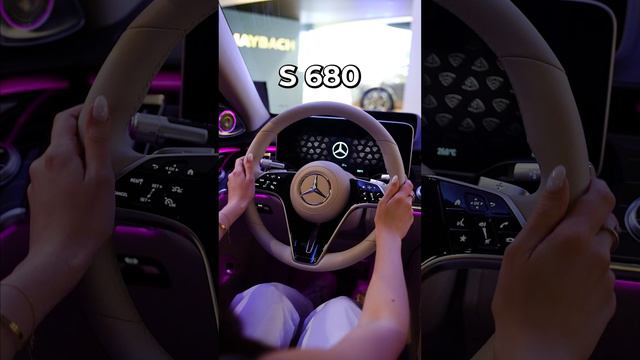 Какое рулевое колесо выбрали бы вы? 🤔 #mercedes смотреть онлайн
