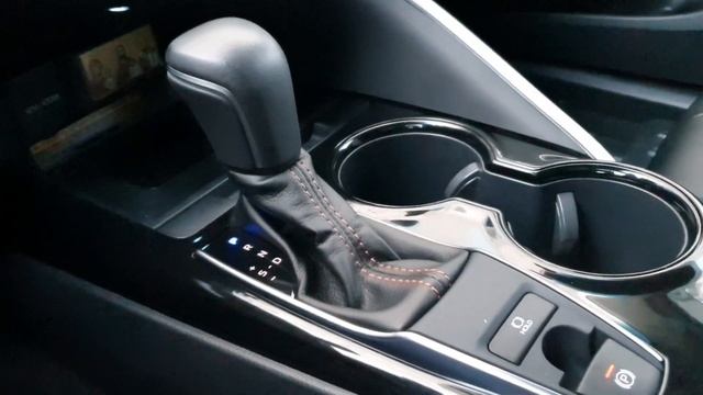 TOYOTA CAMRY 70 кожаный салон- финал смотреть онлайн