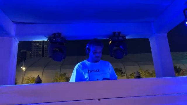 NIKKI BEACH #dubai ?? #2022 @quratvlogs4165 смотреть онлайн