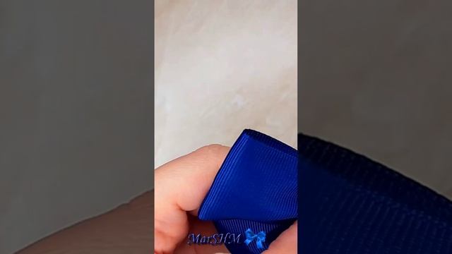 школьные бантики из репсовых лент #Shorts смотреть онлайн