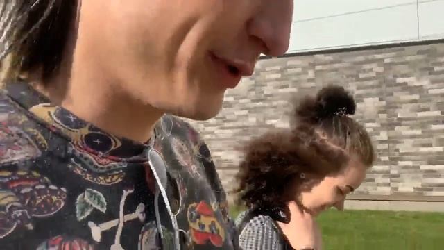 Прогулка с Полиной смотреть онлайн