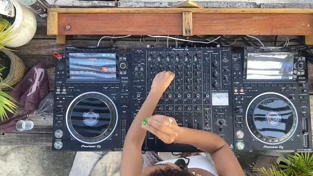 AGATA | Downtempo Tulum Special Mix 2022 | By @EPHIMERATulum смотреть онлайн