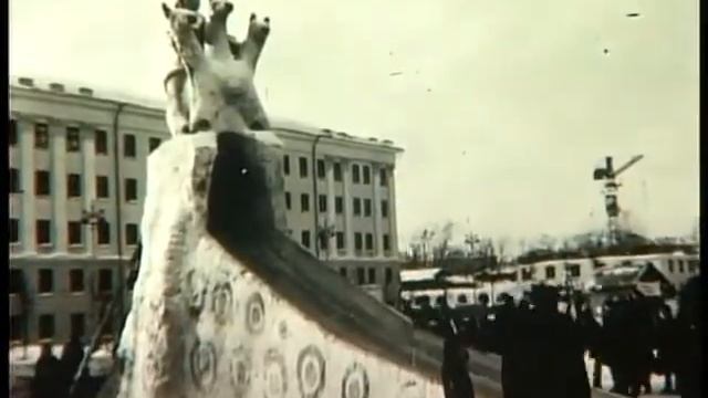 Хроника «Новогодняя Театральная площадь» (г. Киров, 1960 е гг). смотреть онлайн