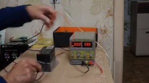 Зарядка аккумулятора 12V с помощью лабораторного блока питания.