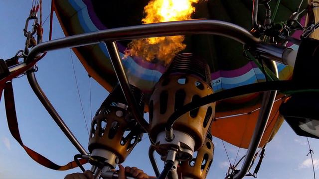 НА ВОЗДУШНОМ ШАРЕ смотреть онлайн