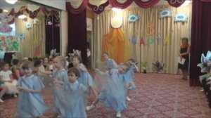 Танец реченька для девочек на выпускном. Танец на 8 марта в детском саду. По камушкам.