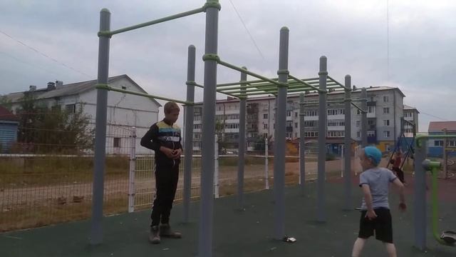 Игра барс. Сделал ли Даниил задний соскок продолжение после 5 ЛАЙКОВ смотреть онлайн