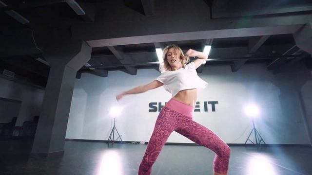 Dancehall | Choreo by Olya Ryazha | Towers Mix - Catalina смотреть онлайн