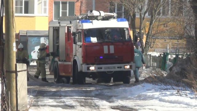 Вологда. 17 марта 2017 год. Второй пожар на пер. Водников 26 смотреть онлайн