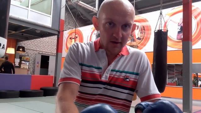 Тренировка в фитнес зале | Отработка ударной техники на груше | Алексей Морозов #VLOG смотреть онлайн