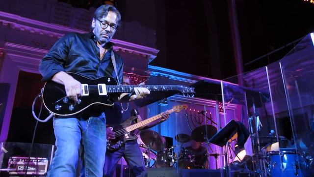 "Race with Devil on Spanish Highway" - Al Di Meola - 2/26/15 - Sixth & I Historic Synagogue, DC смотреть онлайн