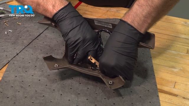 How to Replace Steering Wheel Wiring Harness 2007-2013 Chevrolet Silverado смотреть онлайн
