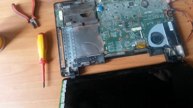 Как разобрать ноутбук ASUS K53E или как заменить разъем питания ноутбука ASUS K53E? смотреть онлайн
