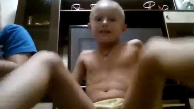 Маленькие блогеры!!!!! Бейблейд. смотреть онлайн