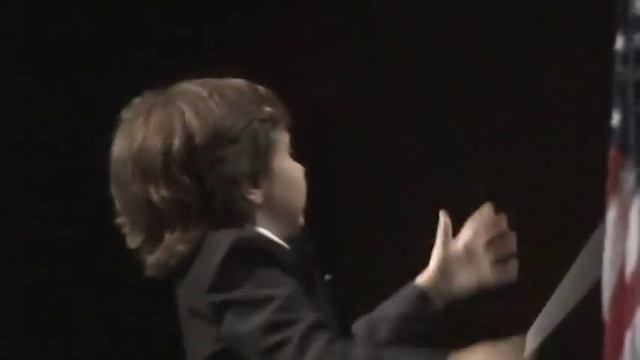 Jonathan conducts Strauss's "Thunder and Lightning" Polka смотреть онлайн