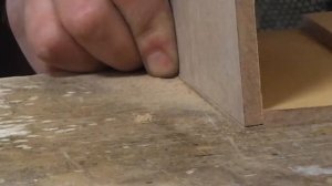 ящик из остатков ламината