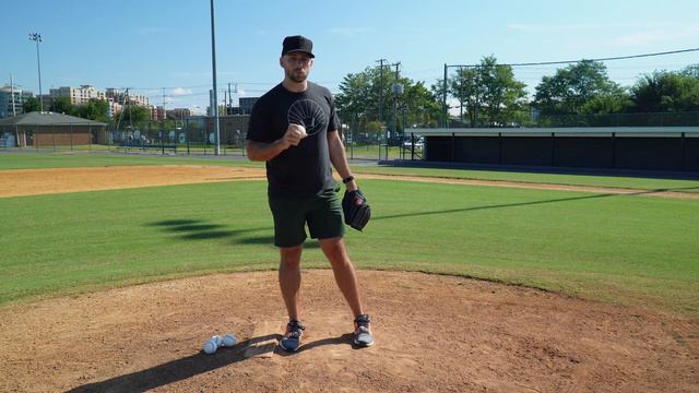 Pick Off Moves To First Base For Righthanded Pitchers