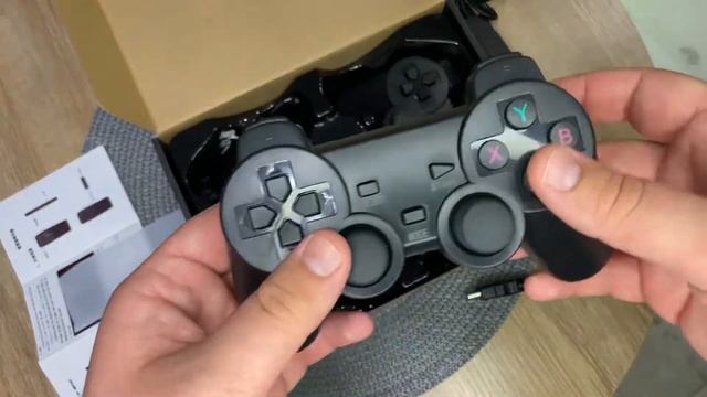 Ігрова приставка для телевізора HDMI з бездротовими джойстиками Game Stick Lite 32Gb 4K TV, Y-3 Lit смотреть онлайн