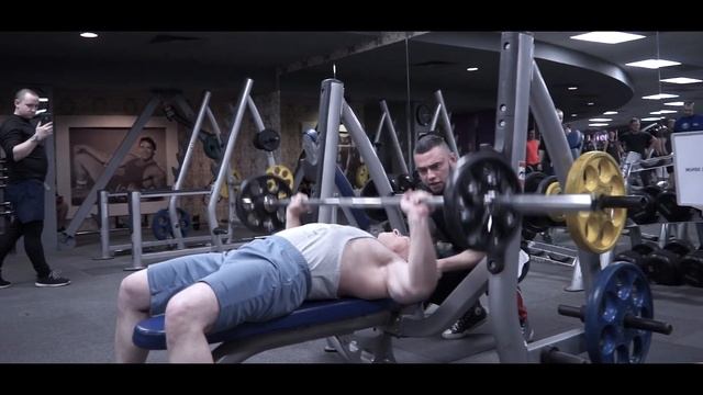 Соревнования в тренажёрном зале С.С.С.Р. Химки смотреть онлайн