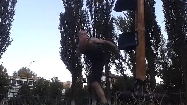 Маківару можна замінити покришкою колеса смотреть онлайн