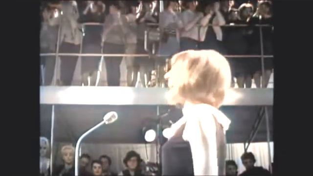 Heatwave - Cilla Black смотреть онлайн