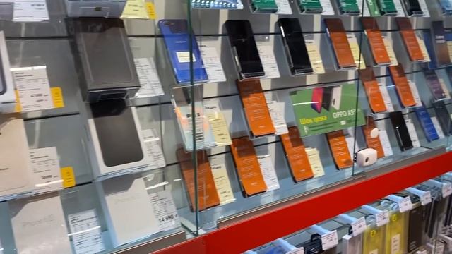 Я иду покупать iPhone SE 2020 - СКИДОК НЕТ! смотреть онлайн