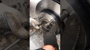 Замена передних тормозных колодок и дисков кайрон