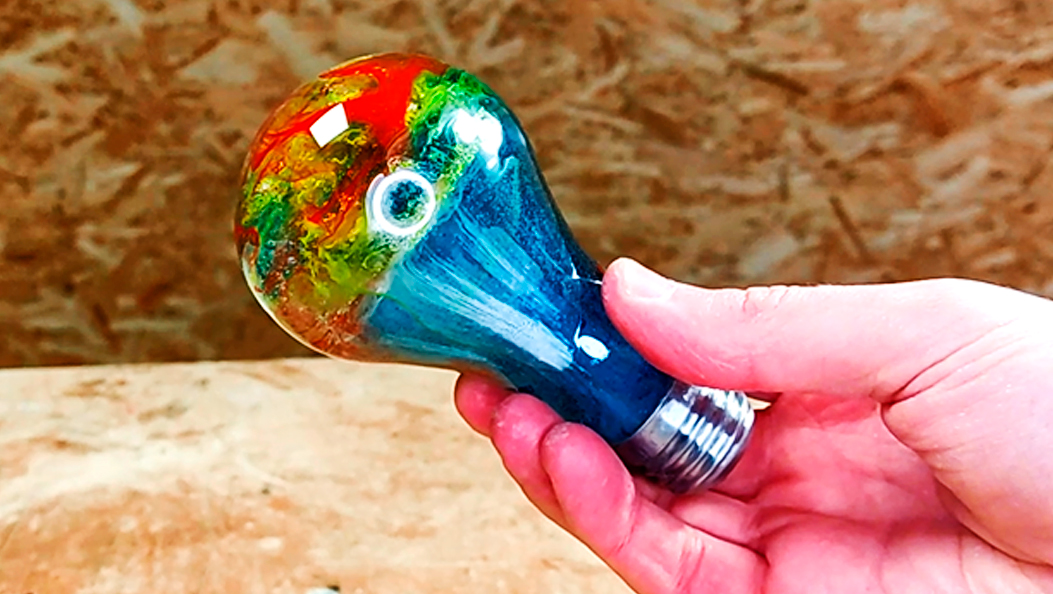 Светильник / лампа своими руками из дерева и эпоксидной смолы. DIY. смотреть онлайн