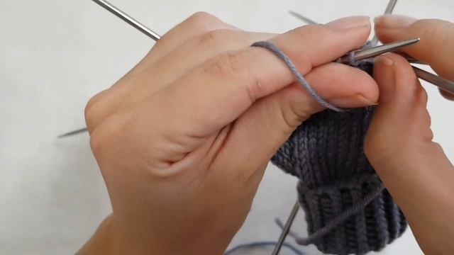 МАСТЕР КЛАСС Теплые пинетки спицами для новорожденного мишки смотреть онлайн