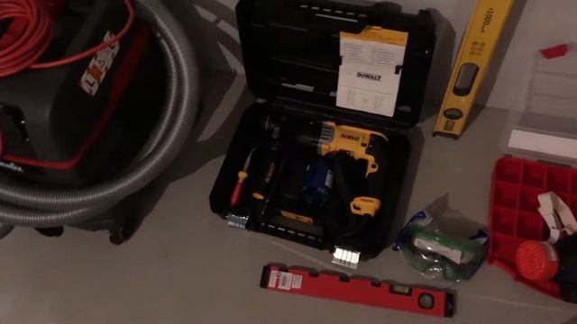 Пылесос STARMIX 1625 TOP, Перфоратор DEWALT D25143K