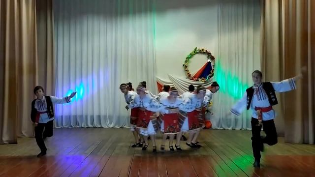 День Флага РФ 2020. Мозаика.Святковий настрiй. смотреть онлайн